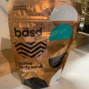 basd
Invigorating Mint Coffee Scrub